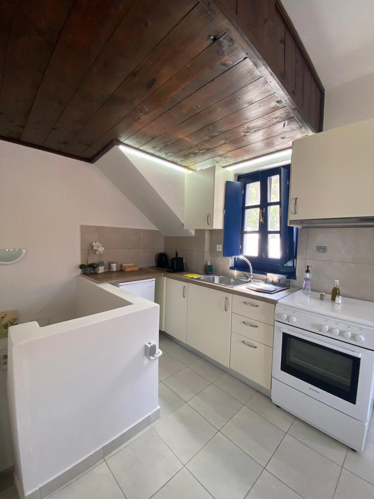 Oros Eros Apartment Hydra  Cameră foto